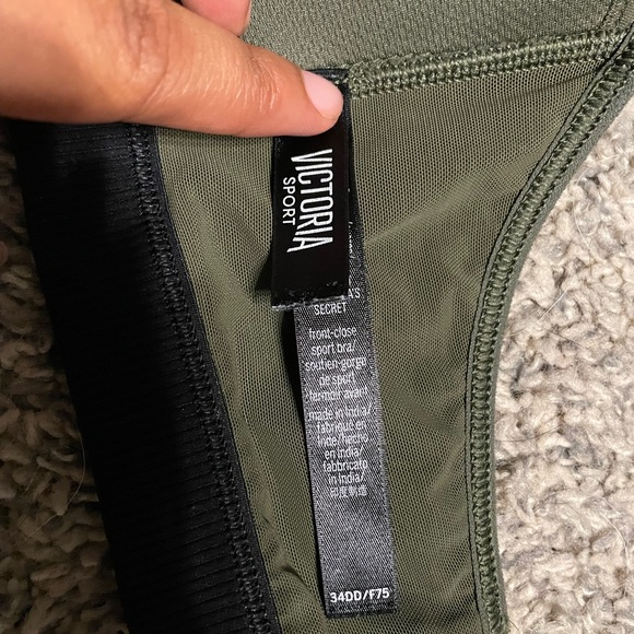 Victoria’s Secret Knockout Front-Close Sports Bra 34DD - Picture 5 of 5